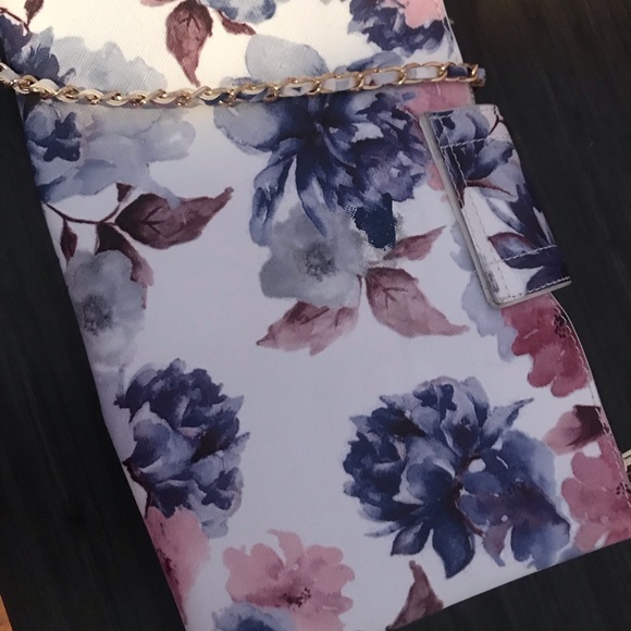 Bebe crossbody floral bag - Picture 2 of 3